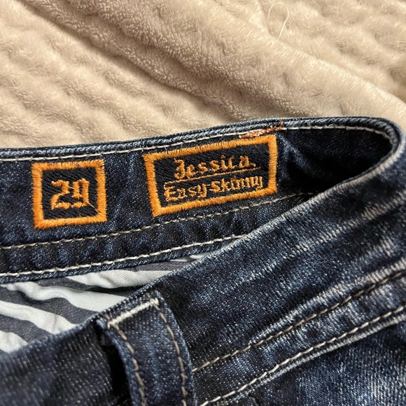 Lot of 2-Size 29 Rock Revival Easy Skinny Jeans - Picture 7 of 8